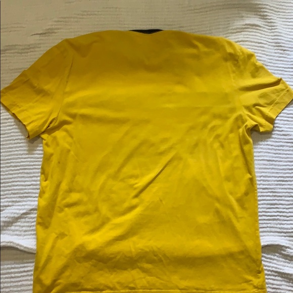 TOMMY HILFIGER TEE - Picture 2 of 3